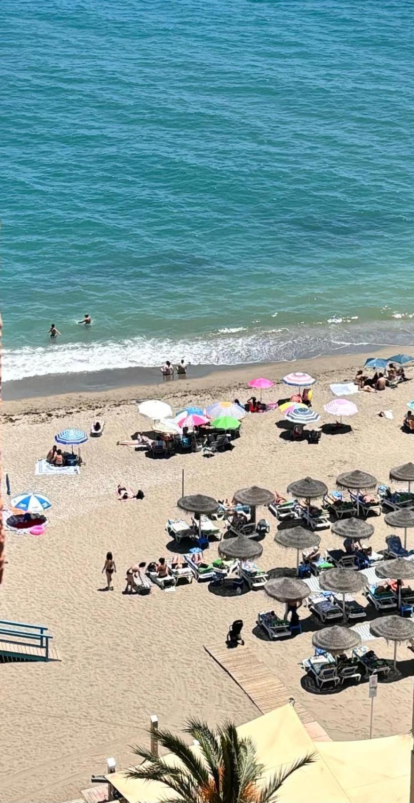 Apartamento Primera Linea De Playa Paseo Maritimo Perla 5 丰希罗拉 外观 照片